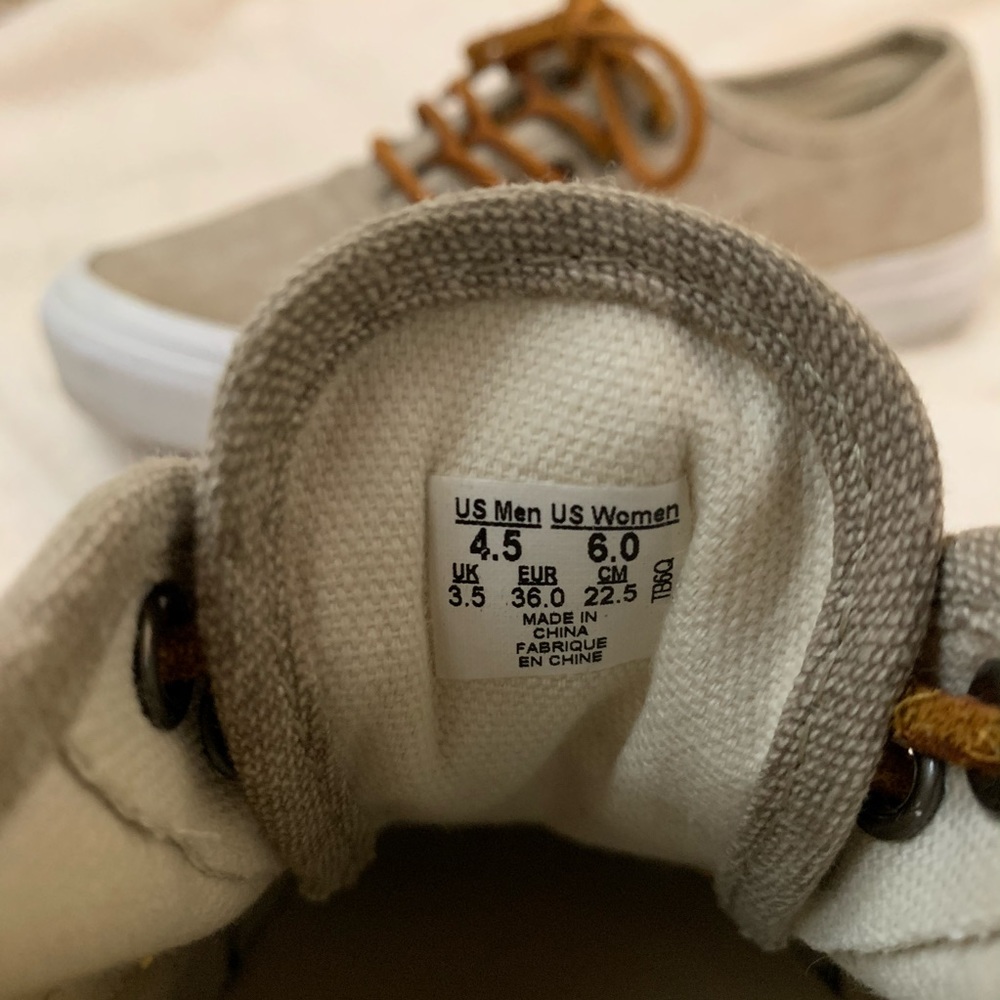 Authentic Style Vans - Picture 7 of 7